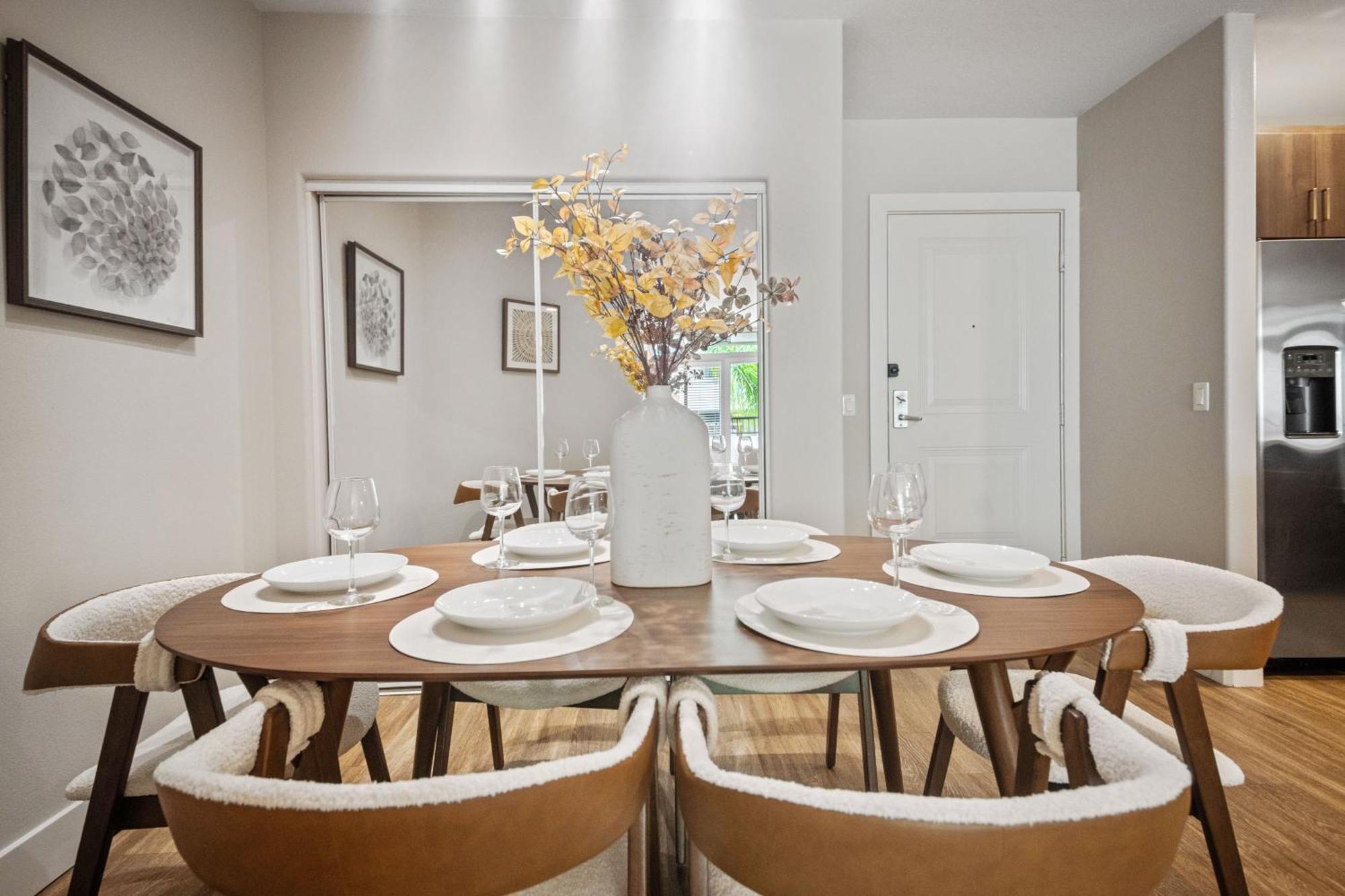 Promo Casa Miel Heart Of Westwood Luxury Apartment